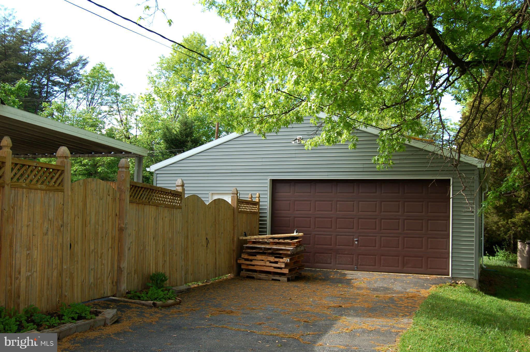 1936 Winder Road Baltimore, MD 21244 - Photo 4 of 11 two Car Garage