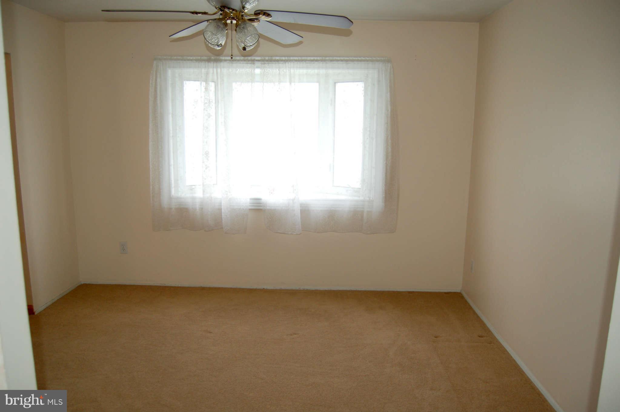 1936 Winder Road Baltimore, MD 21244 - Photo 7 of 11 Dining Room