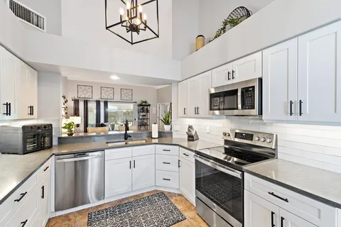 $499,900 | 2387 Southwest Foxpoint Way, Palm City, FL 34990