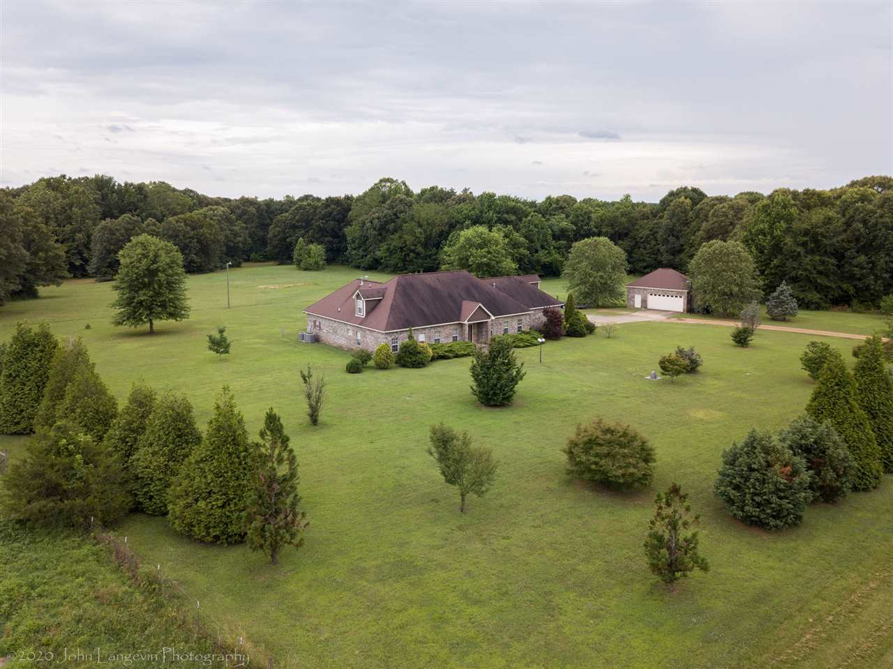2552 Lyles Road Senatobia, MS 38668 - Photo 1 of 25 Gallery Image 1