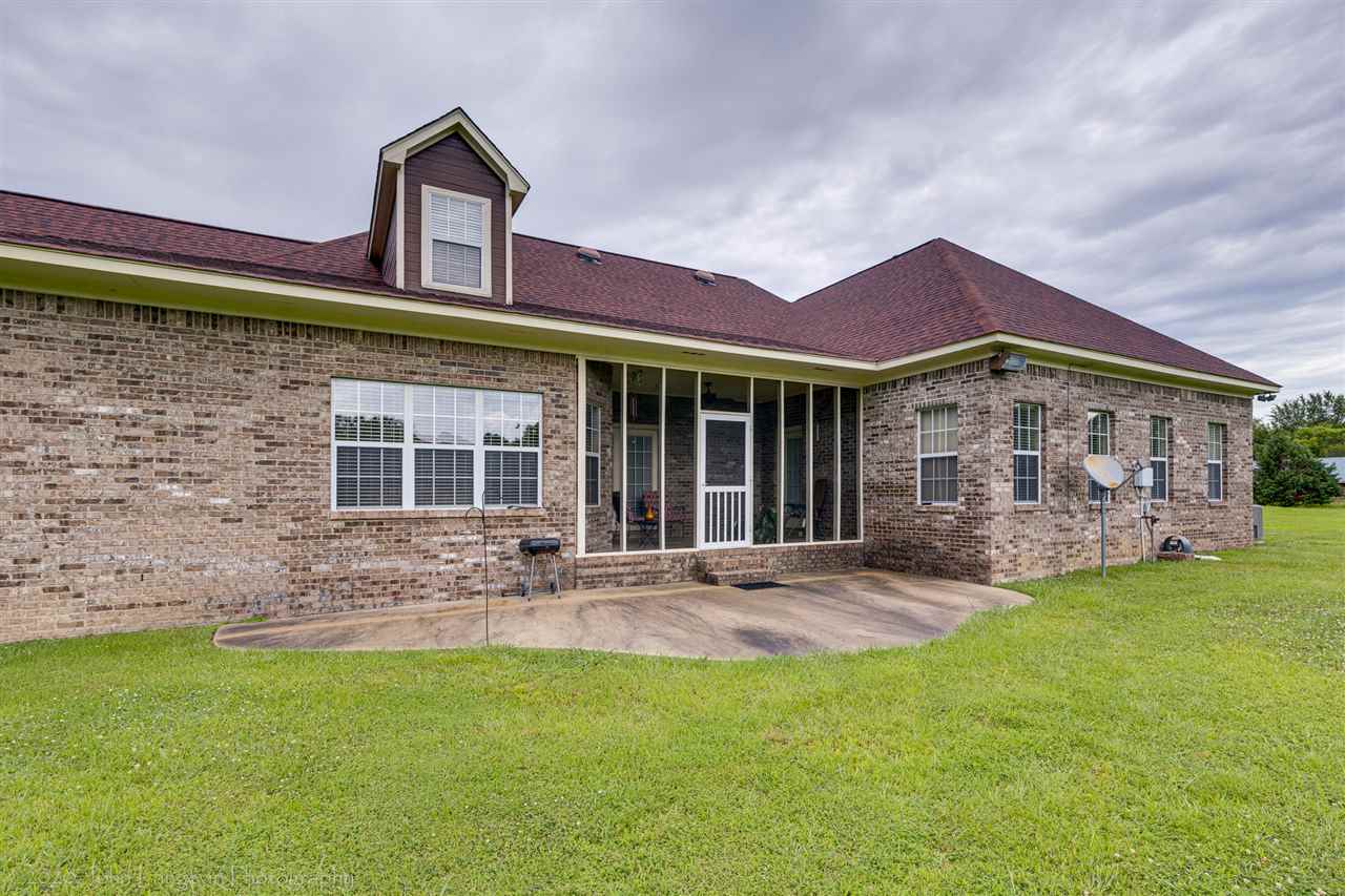 2552 Lyles Road Senatobia, MS 38668 - Photo 8 of 25 Gallery Image 8