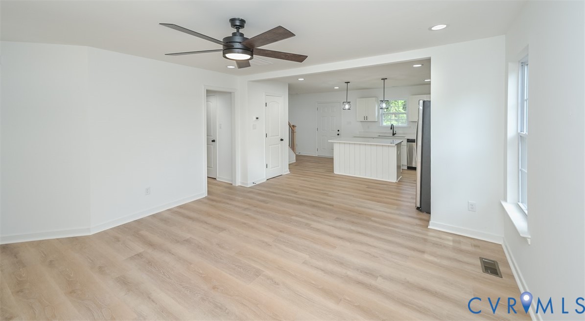 352 Ogden Street West Point, VA 23181 - Photo 6 of 26