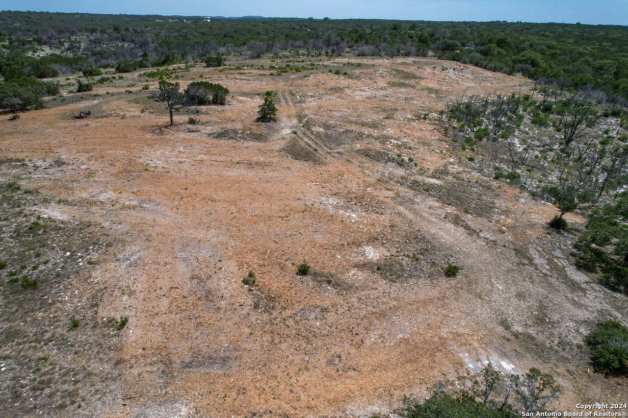 351 North Ringtail Road Leakey, TX 78873 - Photo 4 of 12 Gallery Image 4