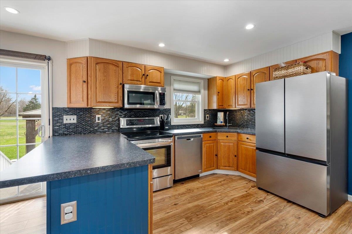 6 Cooper Road Milton, VT 05468 - Photo 8 of 23