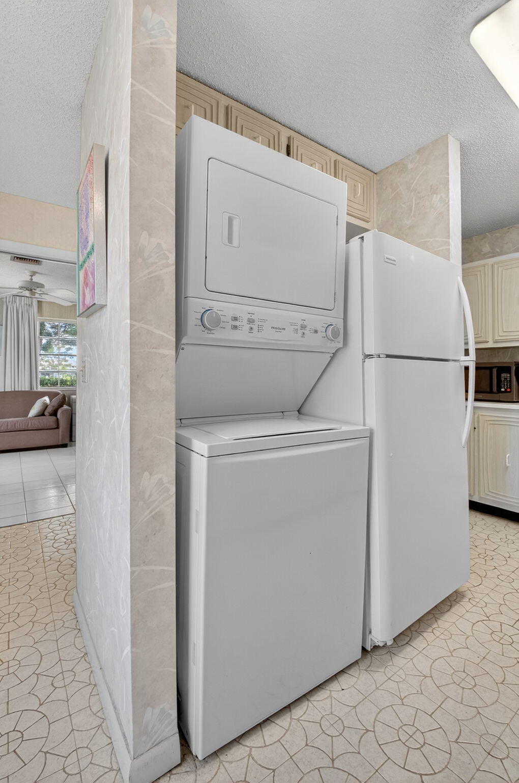 13761 Flora Place, Unit A Delray Beach, FL 33484 - Photo 20 of 55 20-web-or-mls-020_DSC_1940