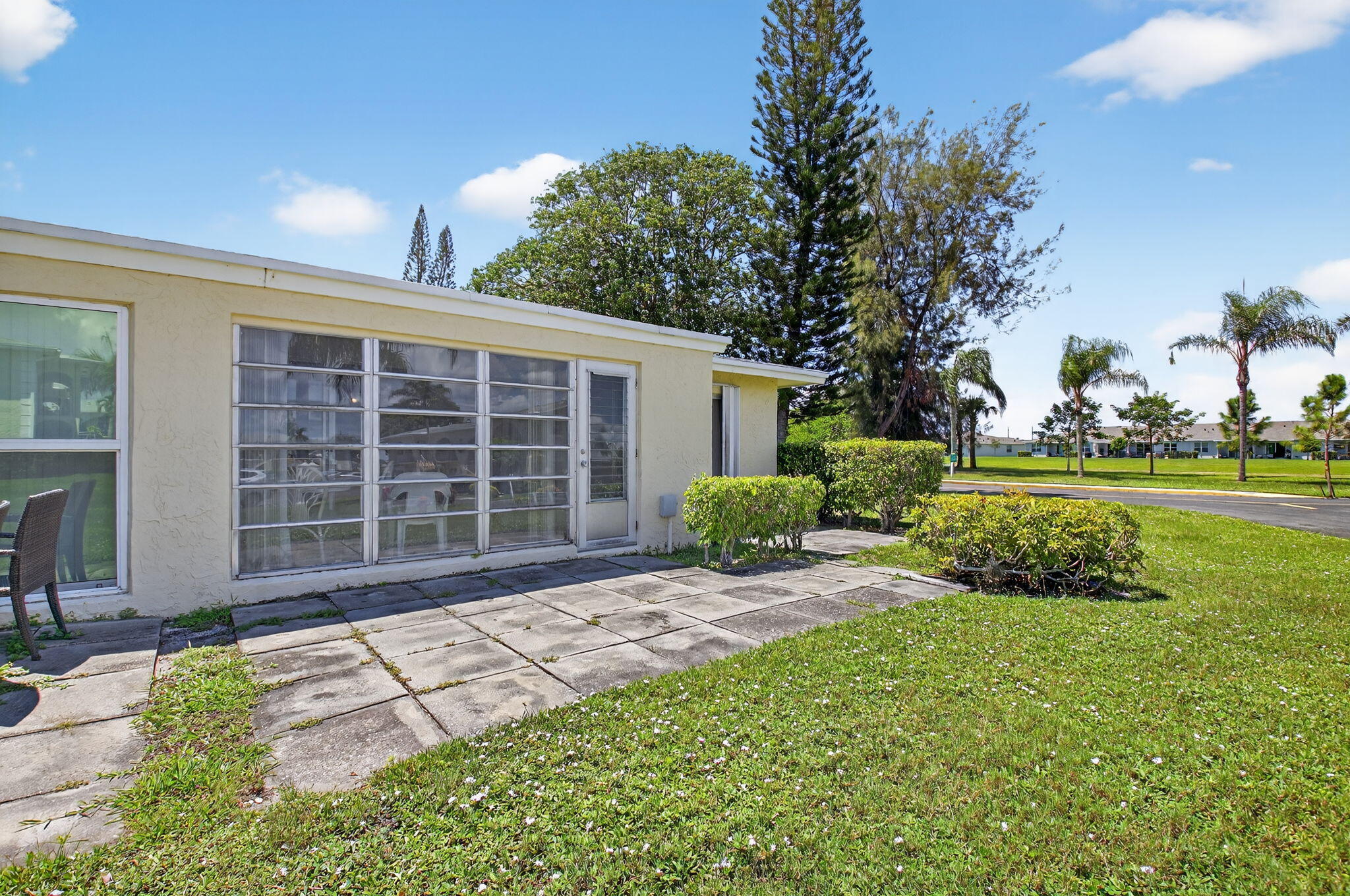 13761 Flora Place, Unit A Delray Beach, FL 33484 - Photo 36 of 55 36-web-or-mls-036_DSC_2016