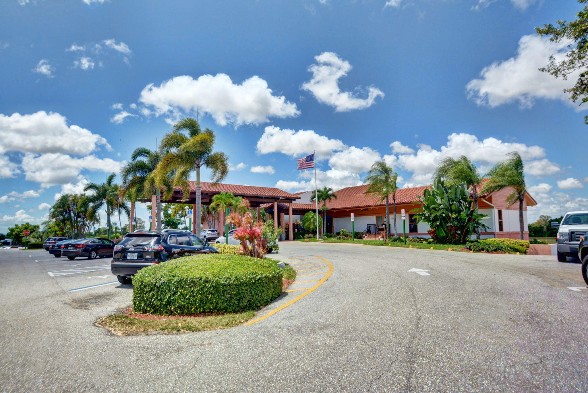 13761 Flora Place, Unit A Delray Beach, FL 33484 - Photo 50 of 55 51-web-or-mls-53_palm greens (13)