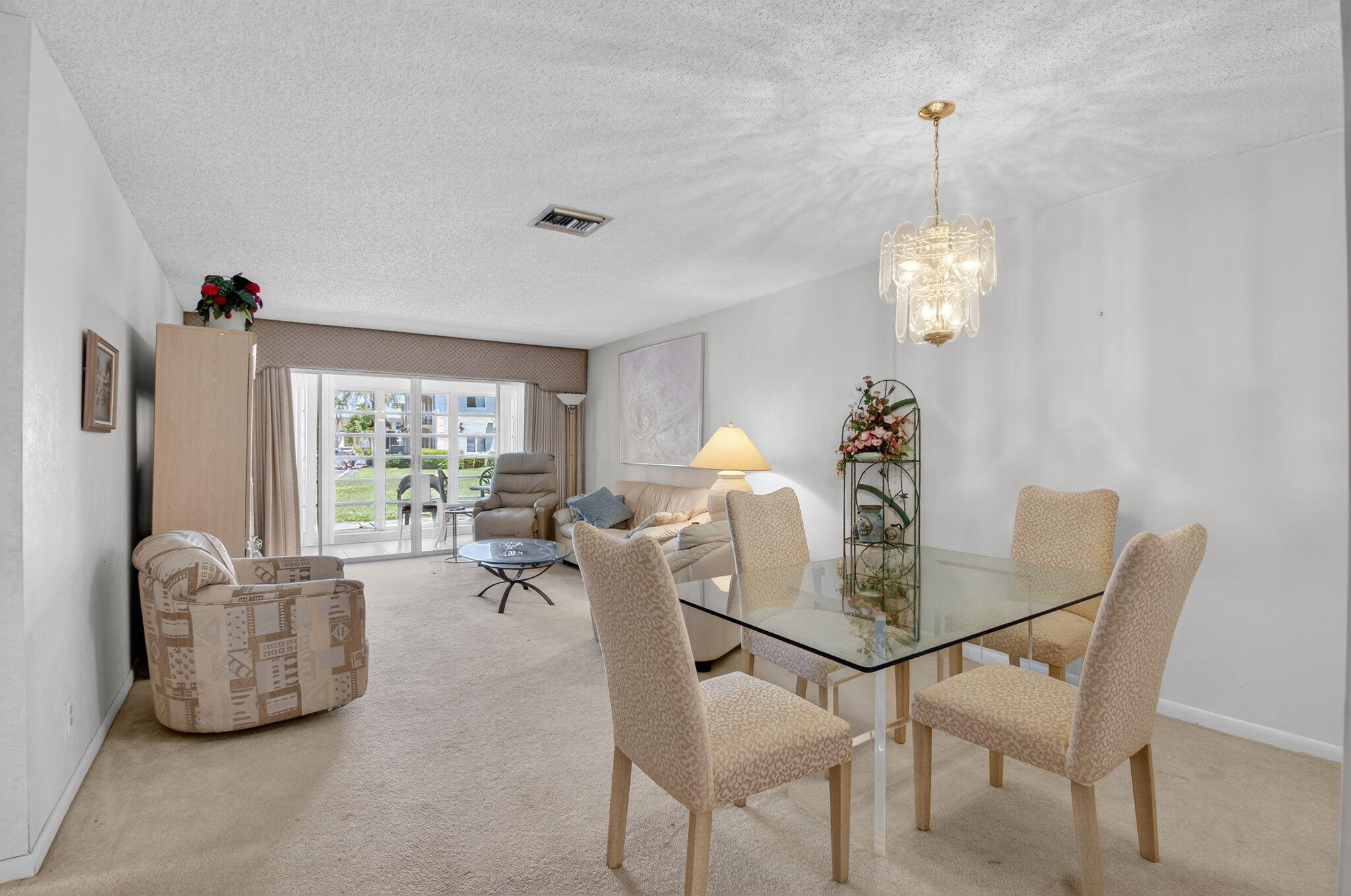 13761 Flora Place, Unit A Delray Beach, FL 33484 - Photo 8 of 55 8-web-or-mls-008_DSC_1876