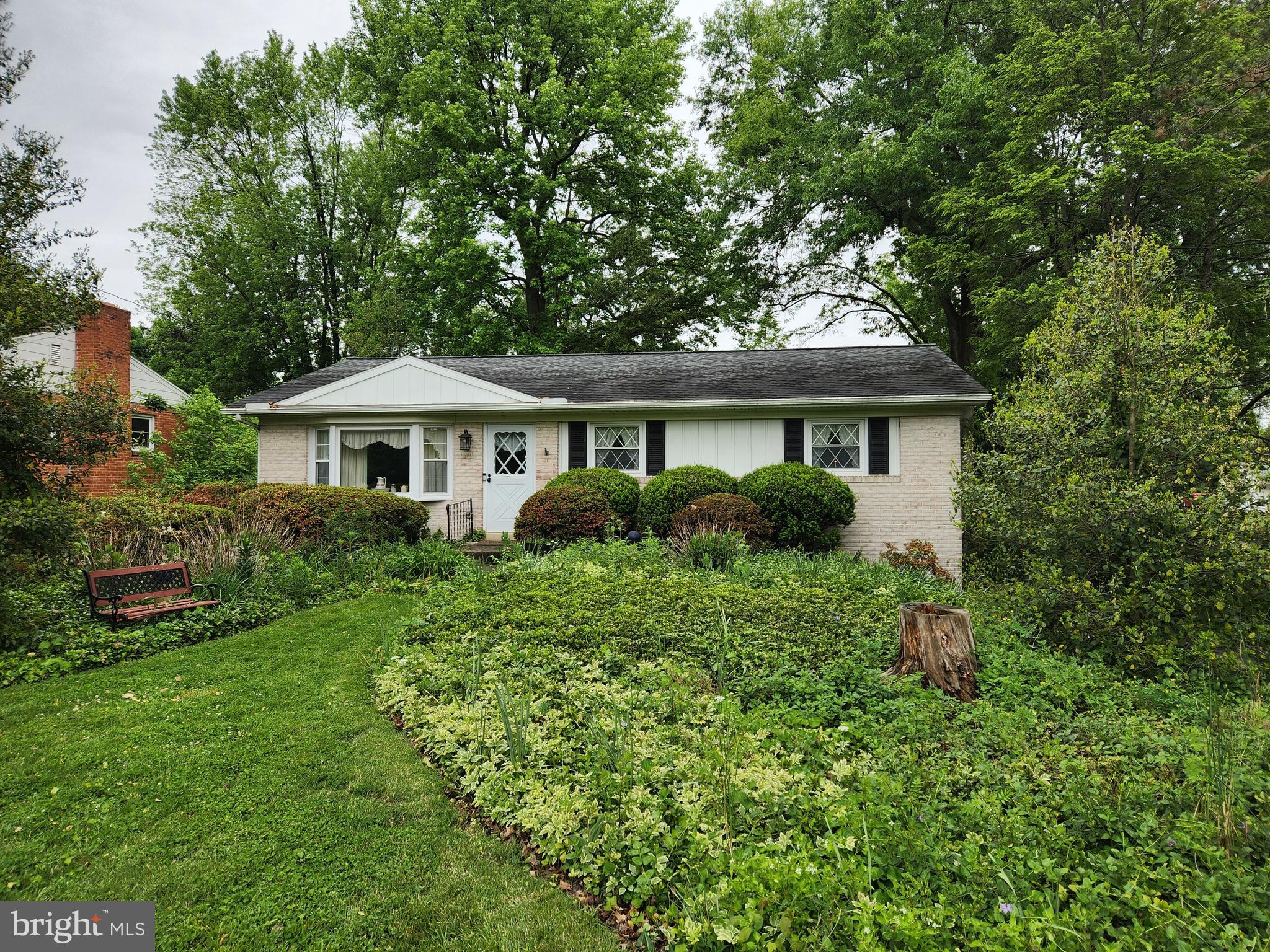 1519 Vista Road Lancaster, PA 17601 - Photo 1 of 12