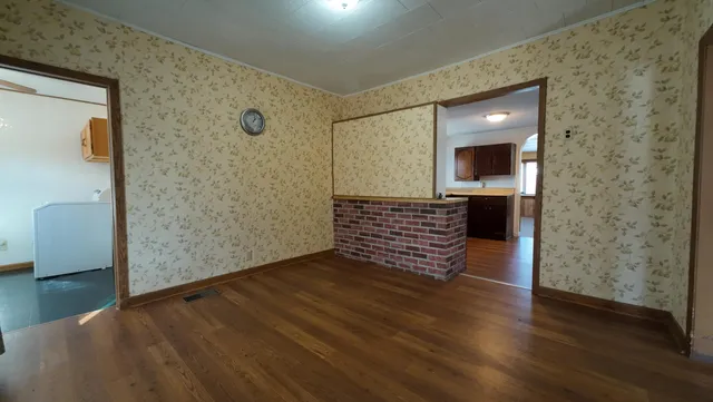 $159,900 | 311 East Street, Jonesville, MI 49250