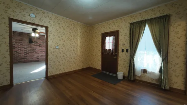 $159,900 | 311 East Street, Jonesville, MI 49250