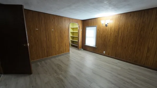 $159,900 | 311 East Street, Jonesville, MI 49250