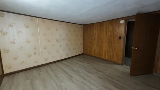 $159,900 | 311 East Street, Jonesville, MI 49250