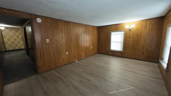 $159,900 | 311 East Street, Jonesville, MI 49250