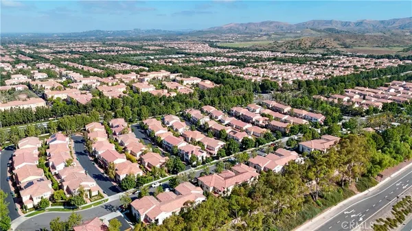 $875,000 | 52 Coralwood, Irvine, CA 92618