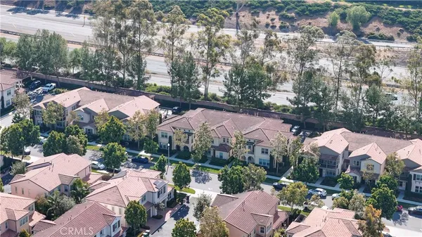 $875,000 | 52 Coralwood, Irvine, CA 92618