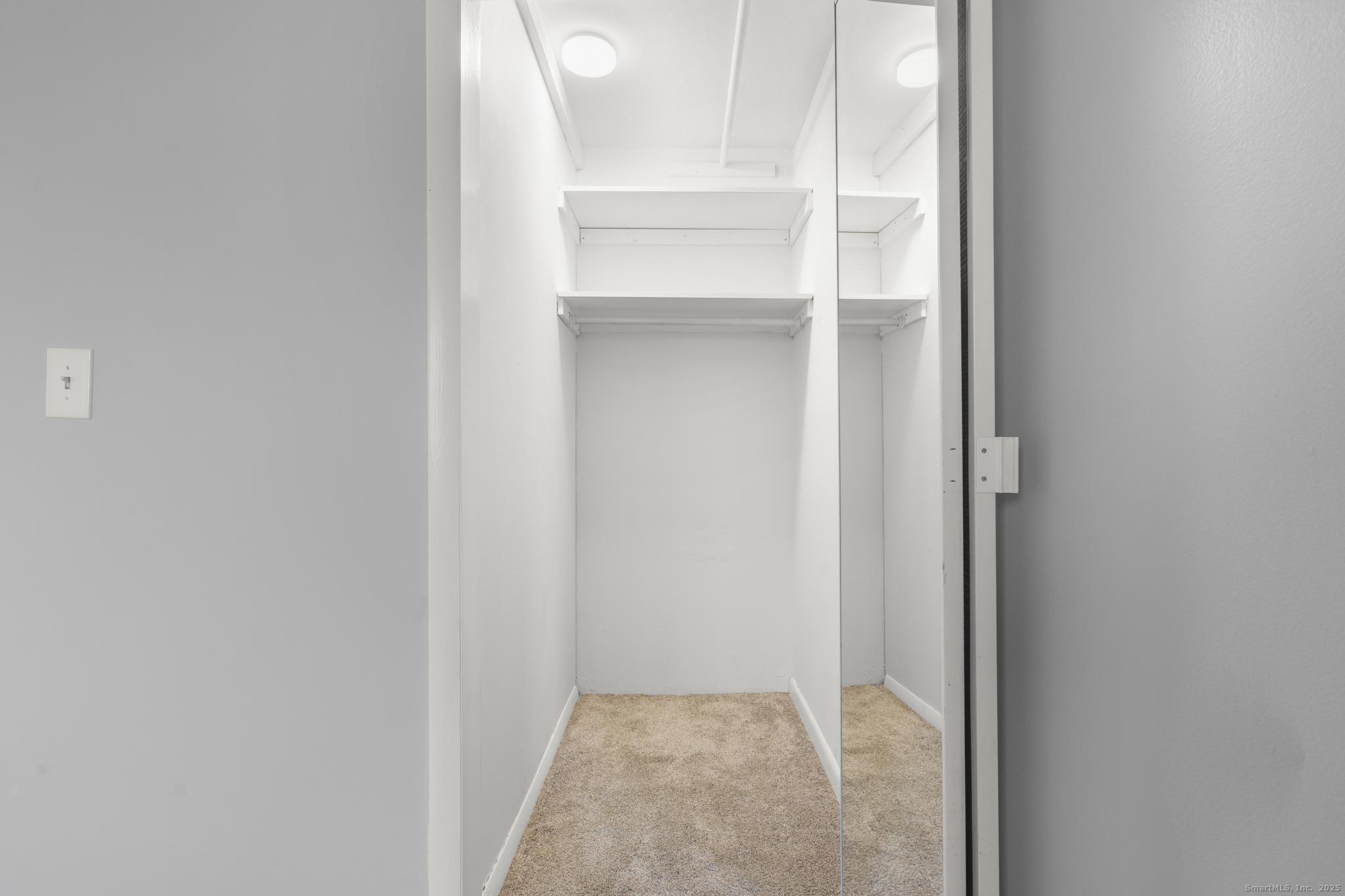 25 Chestnut Street, Unit 1I Norwalk, CT 06854 - Photo 16 of 35