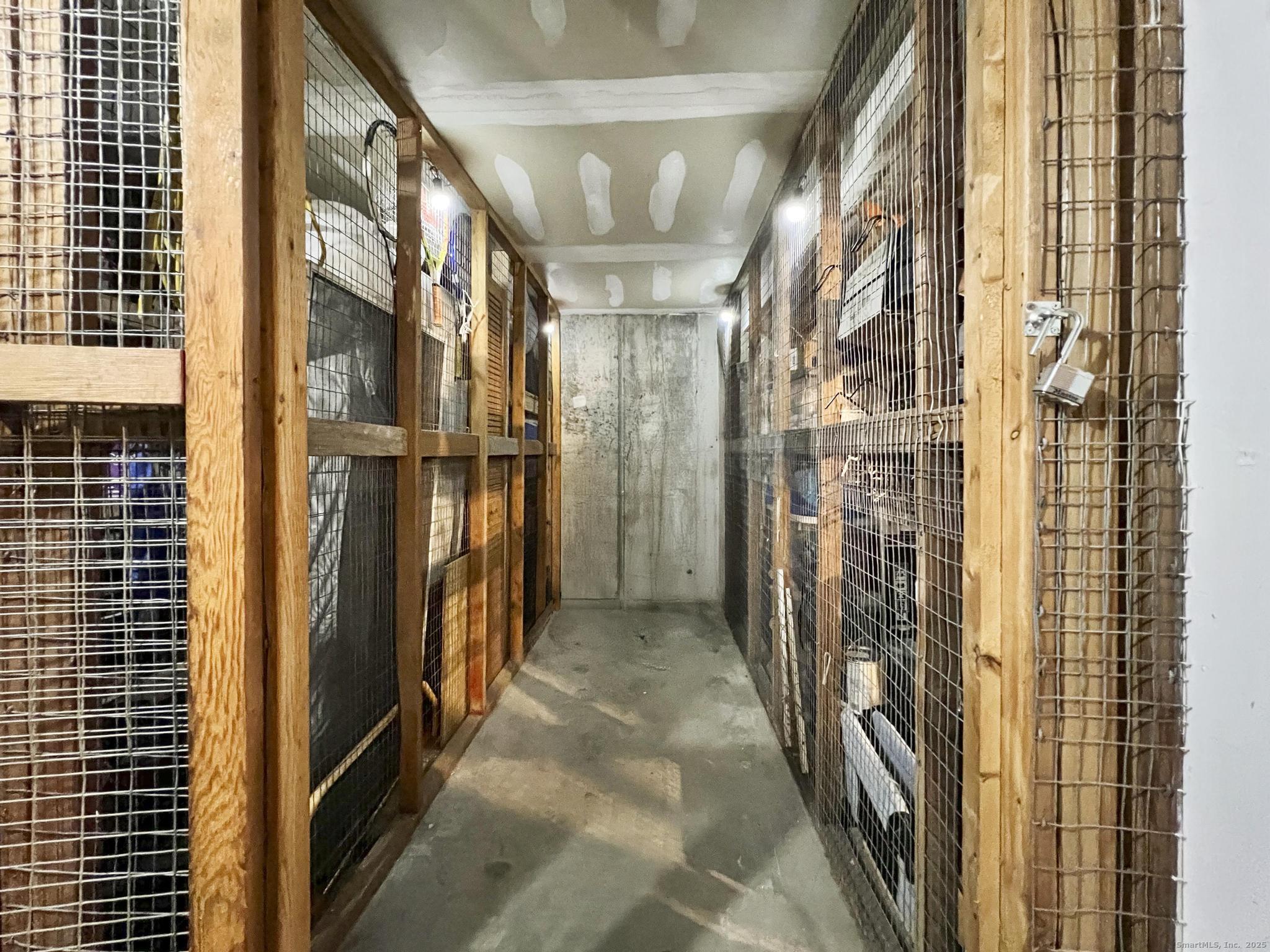 25 Chestnut Street, Unit 1I Norwalk, CT 06854 - Photo 23 of 35