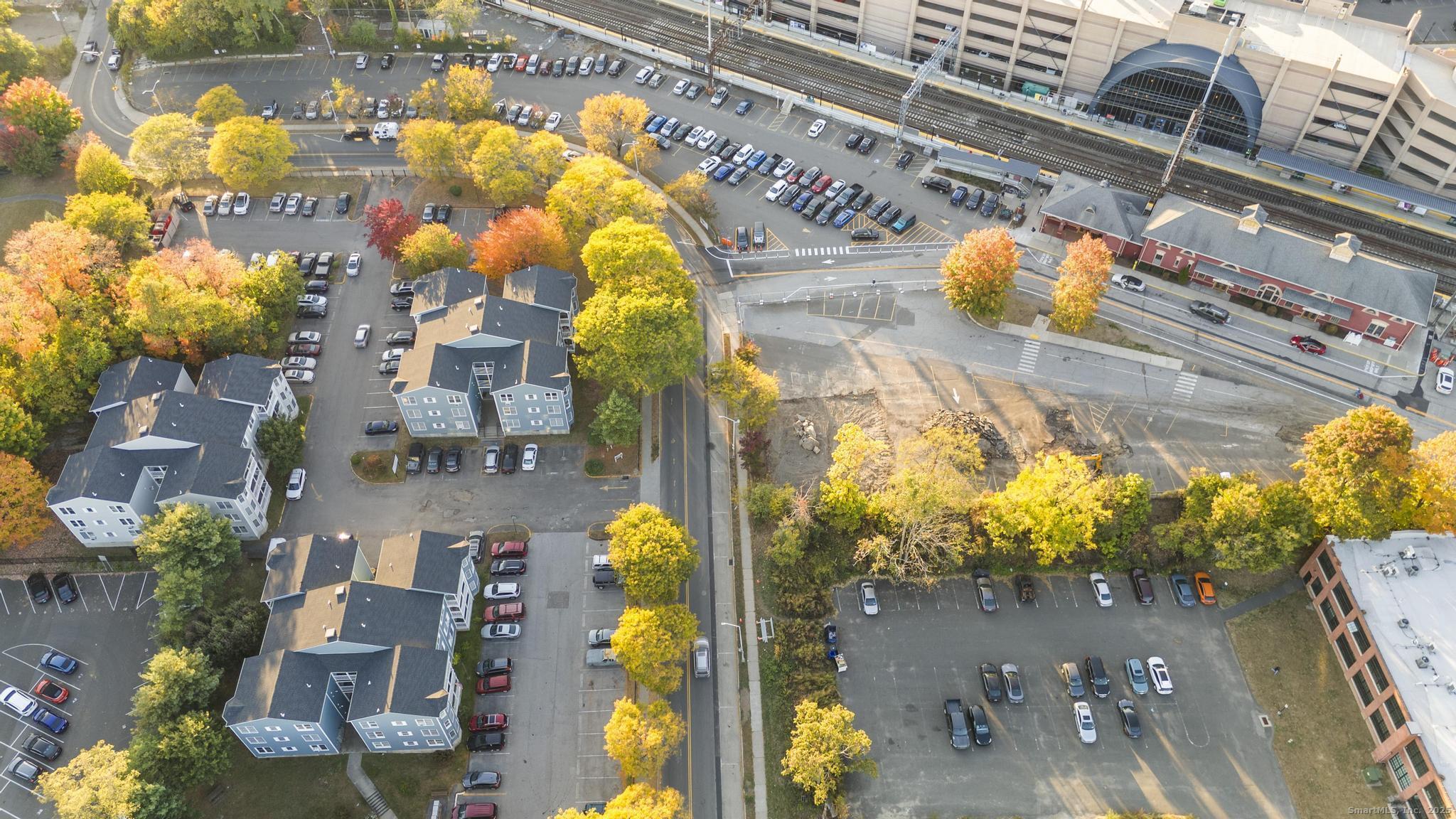 25 Chestnut Street, Unit 1I Norwalk, CT 06854 - Photo 33 of 35