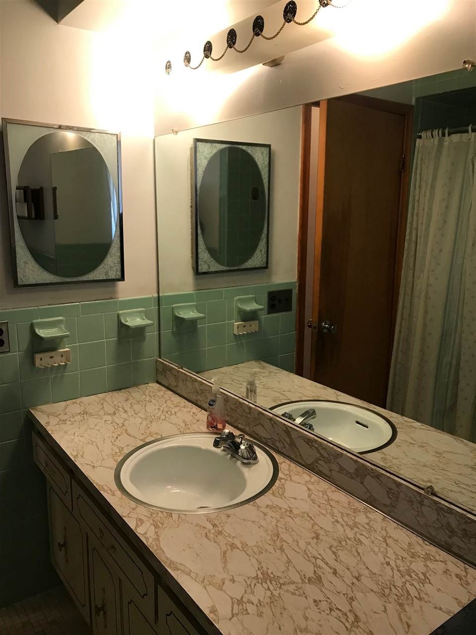 24641 Grove Eastpointe Mi 48021 Eastpointe, MI 48021 - Photo 9 of 25