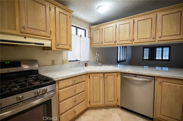 $202,000 | 1630 Barranca Avenue, Unit 39, Glendora, CA 91740