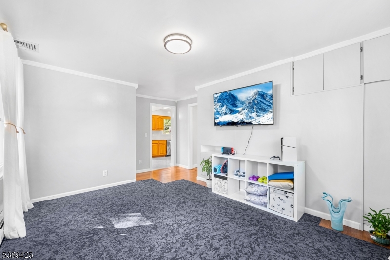 333 Old Tote Road Mountainside, NJ 07092 - Photo 19 of 48 a living room with furniture and a window