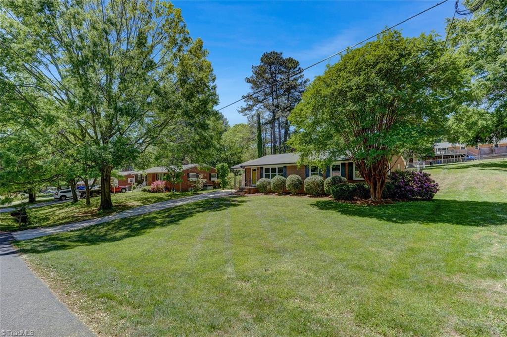 1656 Arrow Wood Road Asheboro, NC 27205 - Photo 24 of 32 Welcome home!! Love this home sitting back from the road with mature landscaping freshly manicured!