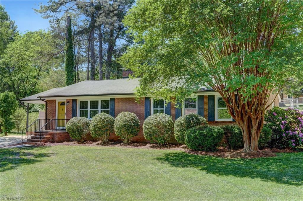 1656 Arrow Wood Road Asheboro, NC 27205 - Photo 32 of 32 Simply Charming!!!