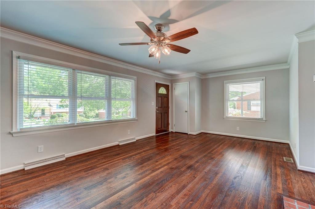 1656 Arrow Wood Road Asheboro, NC 27205 - Photo 4 of 32 Fantastic natural light accented with ceiling fan!