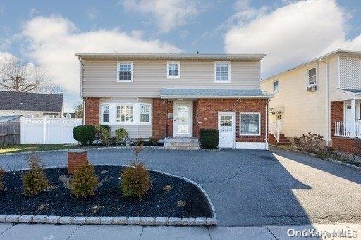 3089 Oceanside Road Oceanside, NY 11572 - Photo 1 of 1 Gallery Image 1