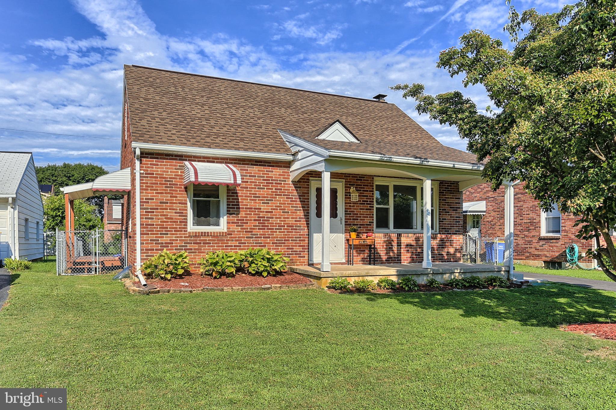 312 Edgewood Road York, PA 17402 - Photo 1 of 34 Gallery Image 1