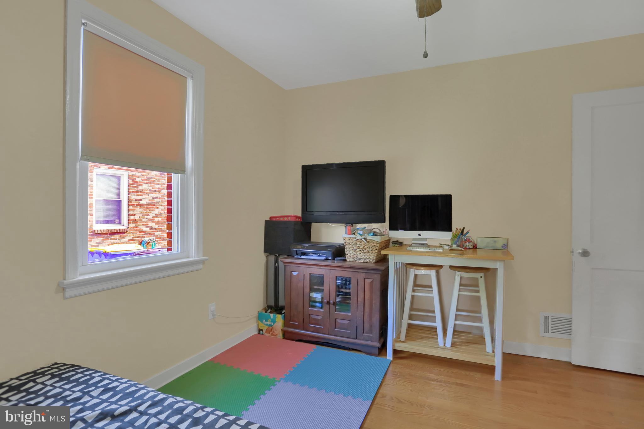 312 Edgewood Road York, PA 17402 - Photo 22 of 34 Gallery Image 22