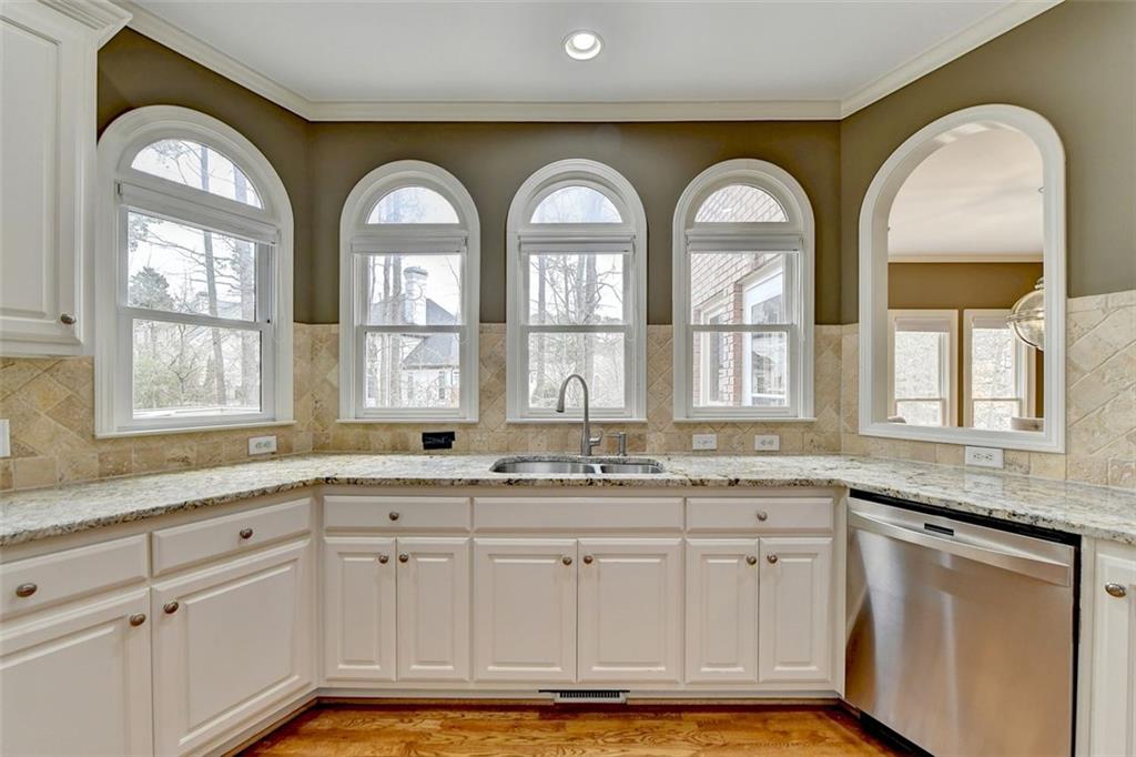 7830 Tintern Trace Duluth, GA 30097 - Photo 30 of 91