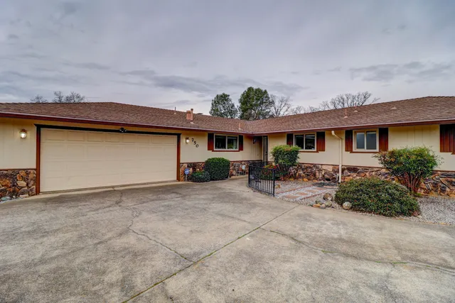 $395,000 | 750 Oleta Drive, Redding, CA 96003