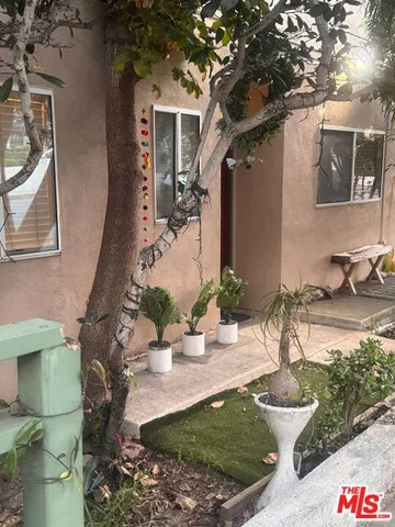 $3,650 | 3001 Highland Avenue, Unit C, Santa Monica, CA 90405