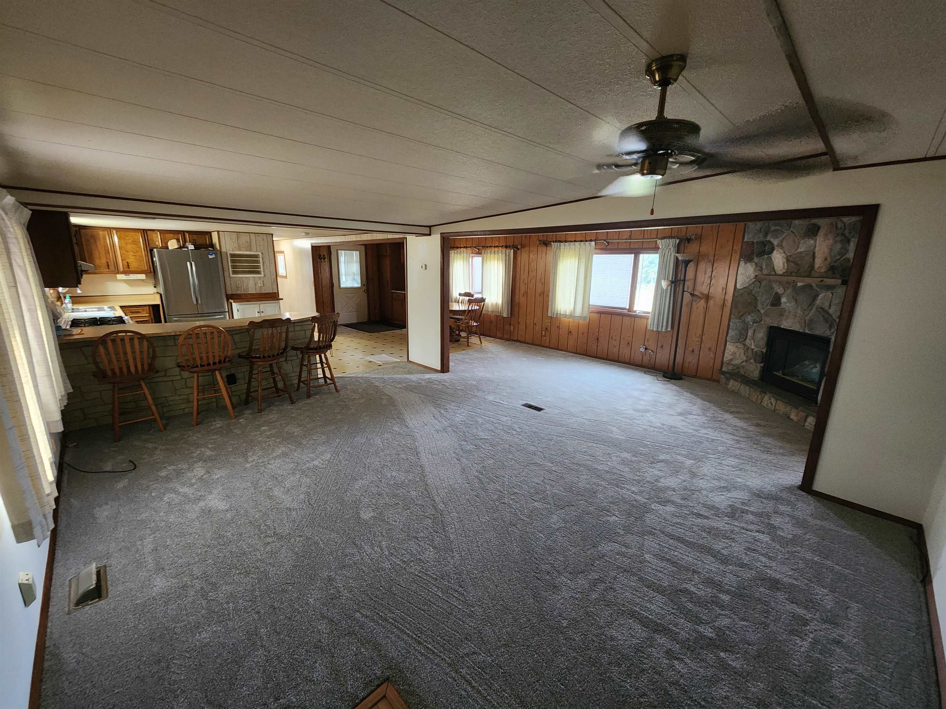770 South Zimmerman Road Beulah, MI 49617 - Photo 4 of 42 1948490-77b96356-c961-44e0-ba47-a6df8283d499.JPG