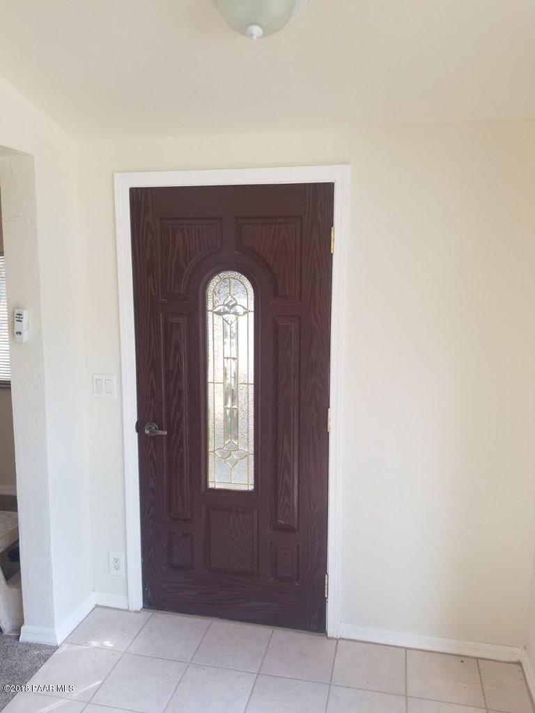 1520 White Spar Road Prescott, AZ 86303 - Photo 19 of 20 a view of entryway with window