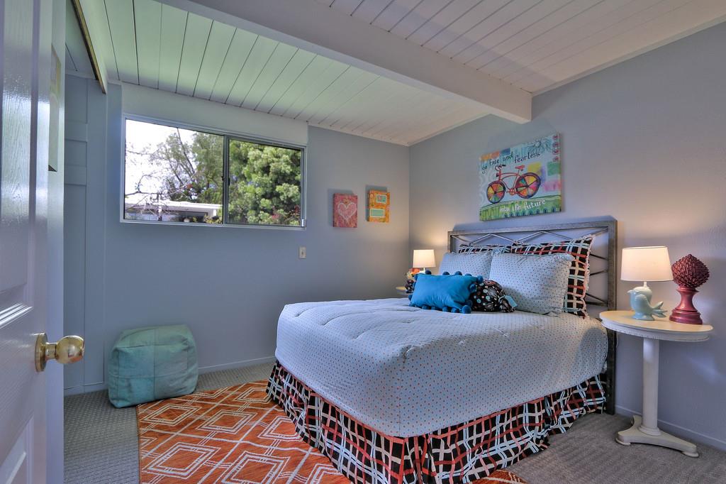 3436 Greer Road Palo Alto, CA 94303 - Photo 15 of 28 Gallery Image 15