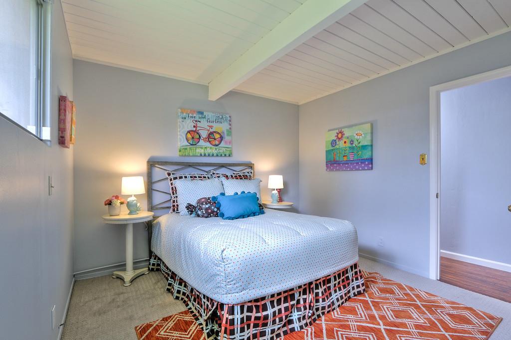 3436 Greer Road Palo Alto, CA 94303 - Photo 16 of 28 Gallery Image 16