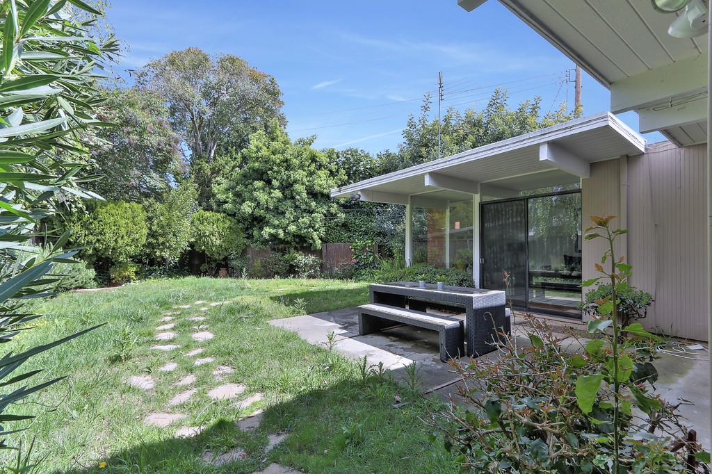 3436 Greer Road Palo Alto, CA 94303 - Photo 25 of 28 Gallery Image 25