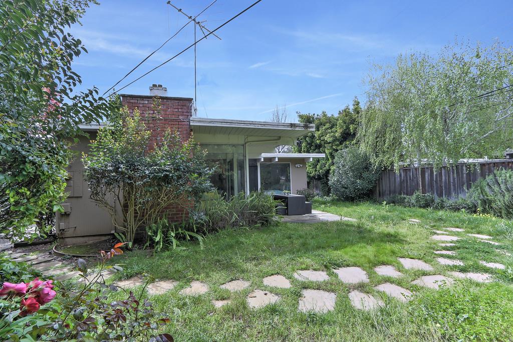 3436 Greer Road Palo Alto, CA 94303 - Photo 26 of 28 Gallery Image 26