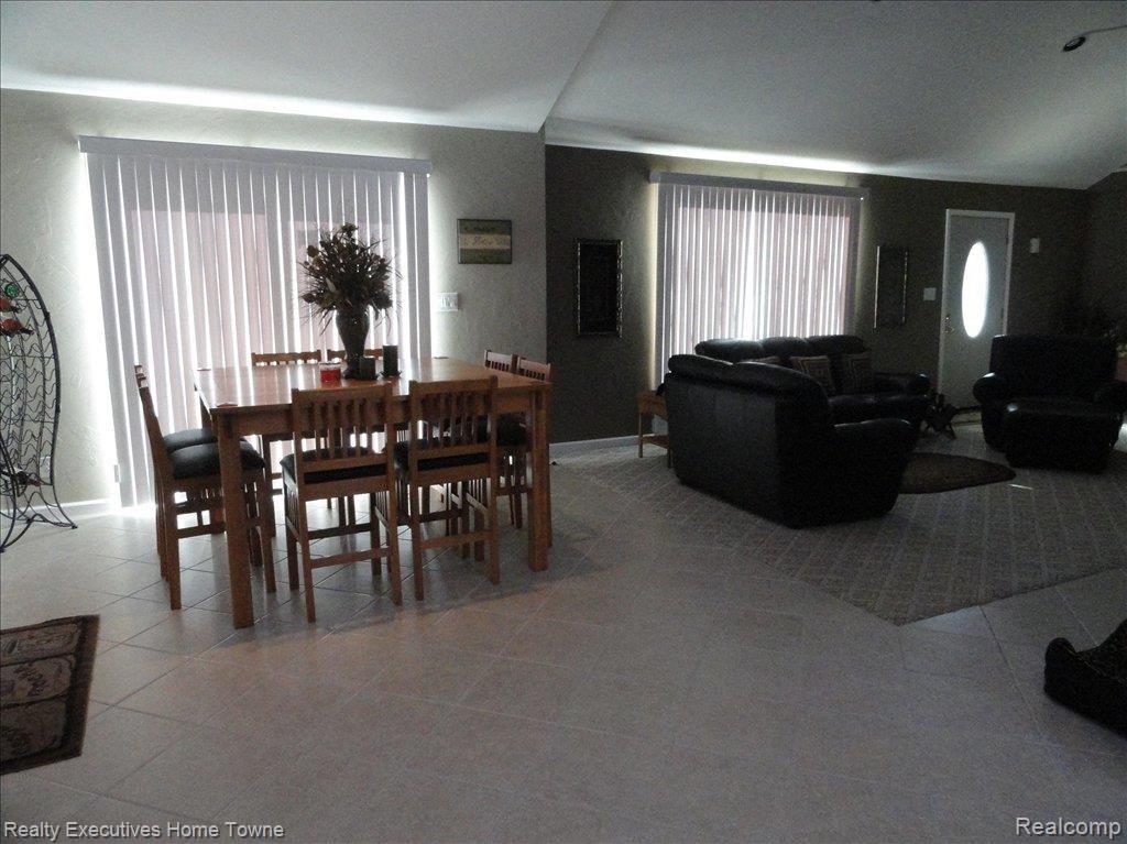7313 Oak Road Lexington, MI 48450 - Photo 6 of 8 DSC00430