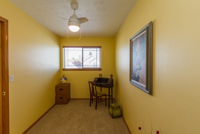 811 South Rees Lane Spokane Valley, WA 99037 - Photo 14 of 18