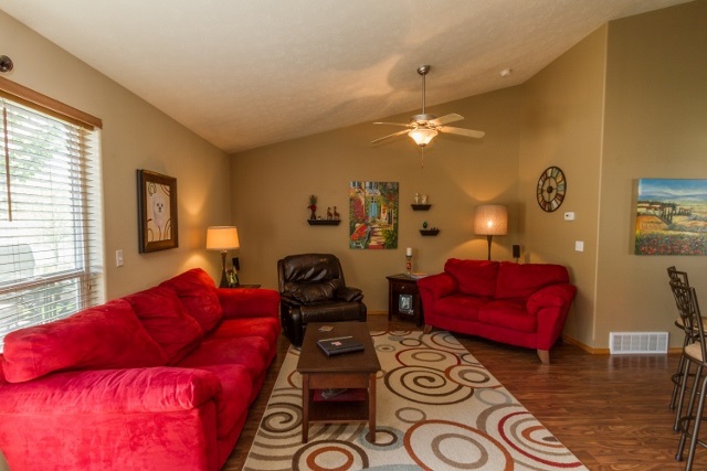 811 South Rees Lane Spokane Valley, WA 99037 - Photo 4 of 18