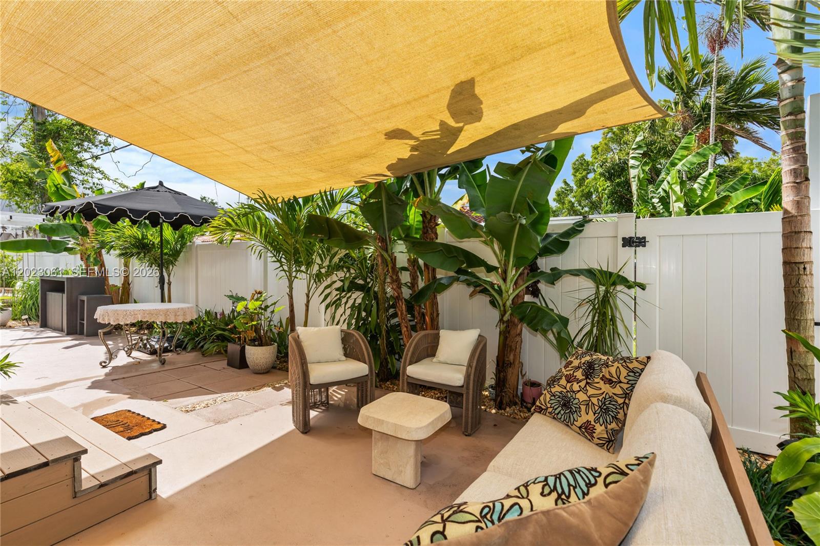 6520 Southwest 16th Terrace Miami, FL 33155 - Photo 11 of 27 Photo 11