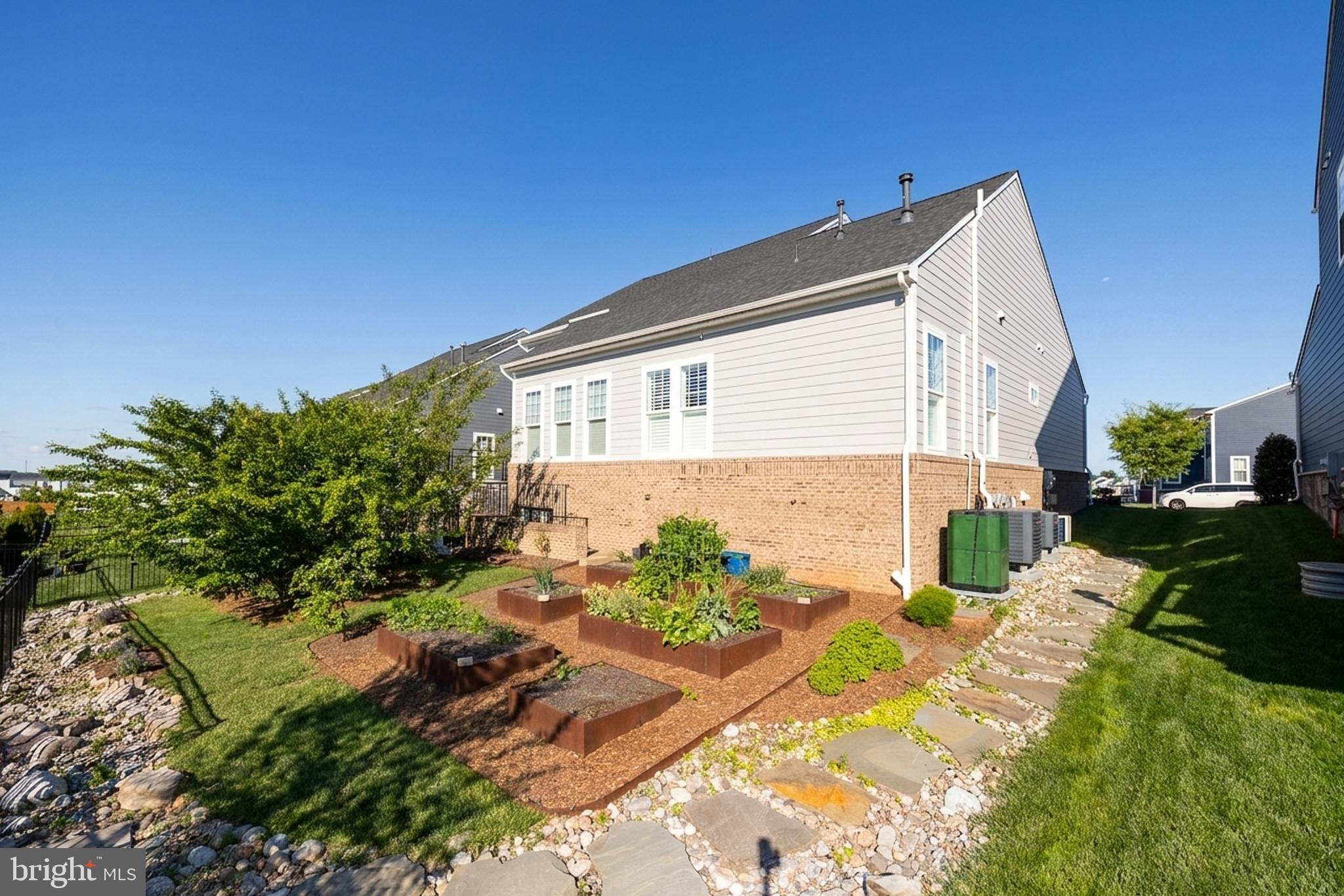 1122 Laconian Street Southeast Leesburg, VA 20175 - Photo 46 of 54