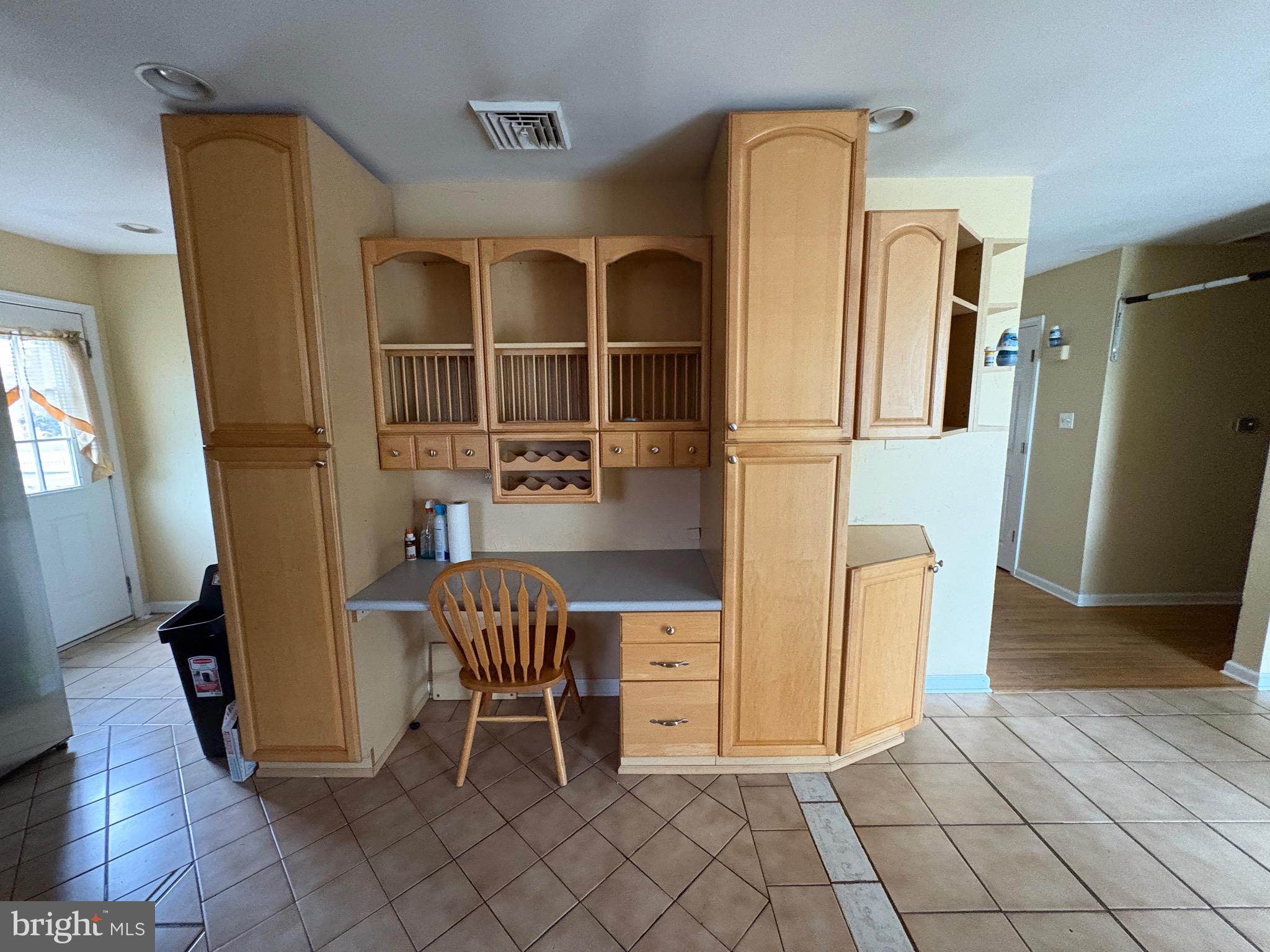 394 Croshaw Road, Unit A Wrightstown, NJ 08562 - Photo 27 of 37 Kitchen right side