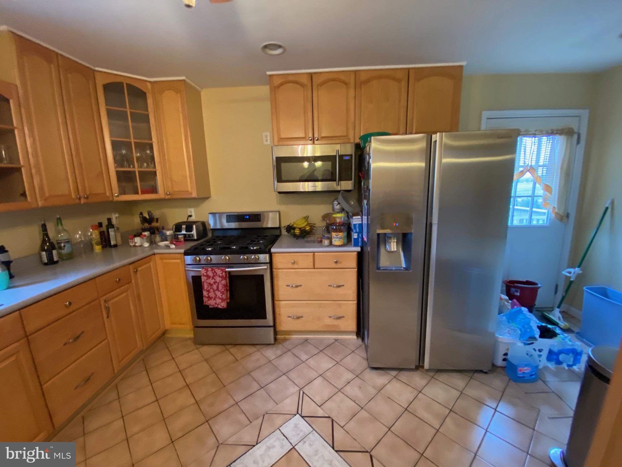 394 Croshaw Road, Unit A Wrightstown, NJ 08562 - Photo 9 of 37 Large Kitchen