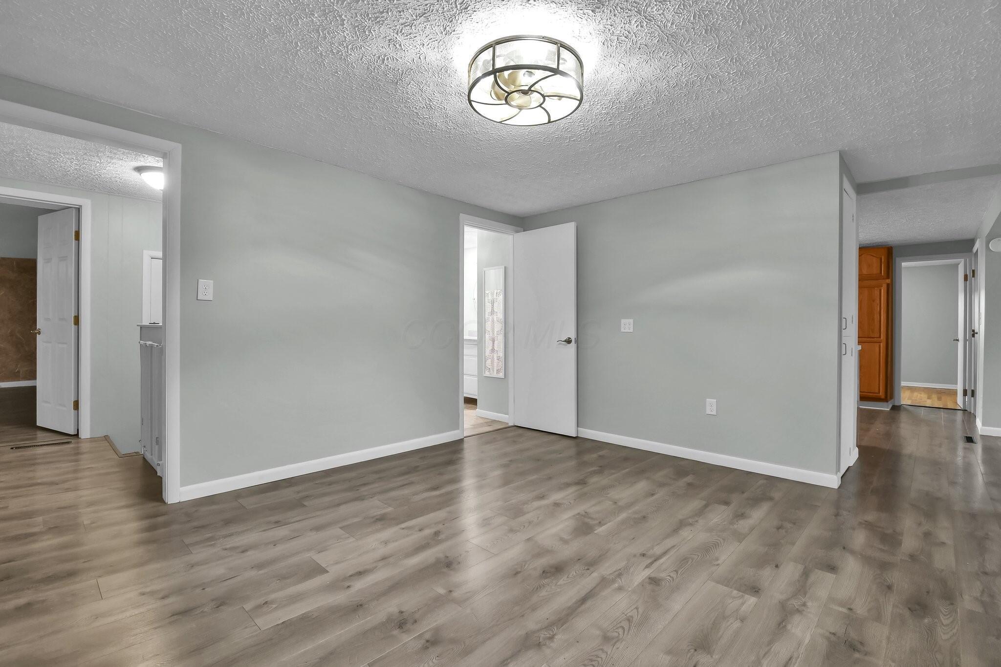 8091 Jacksontown Road Heath, OH 43056 - Photo 4 of 29 Jacksontown.4