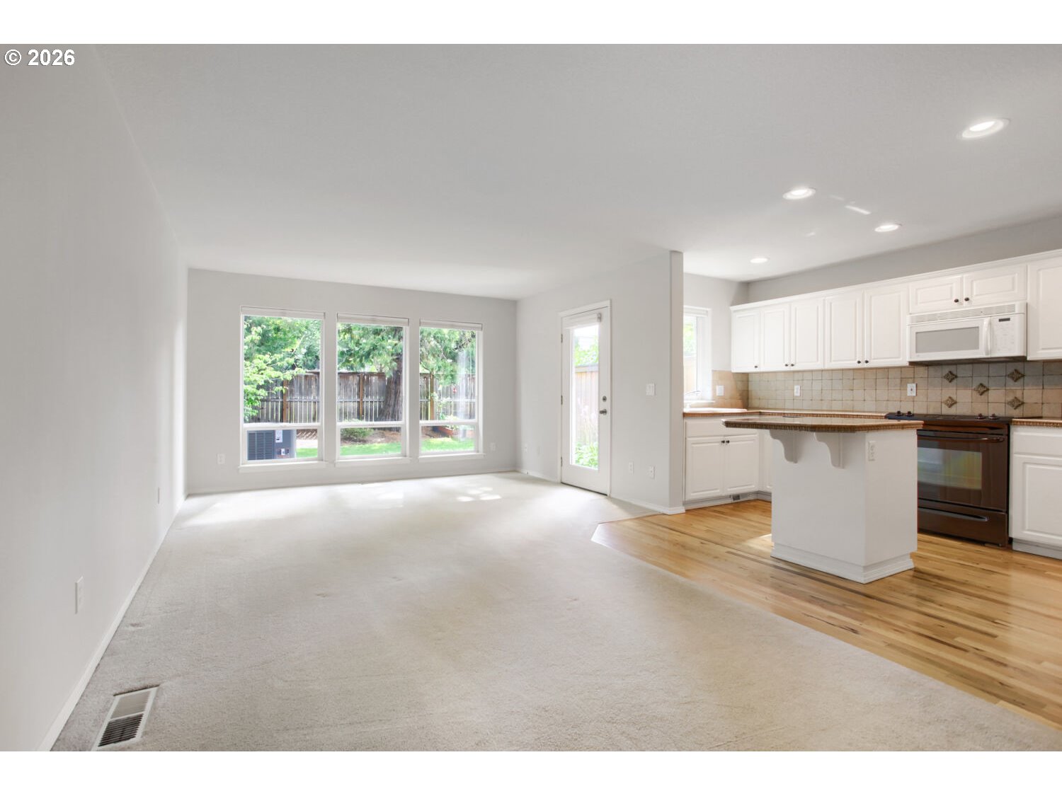 22020 Southwest Grahams Ferry Road, Unit C Tualatin, OR 97062 - Photo 6 of 31